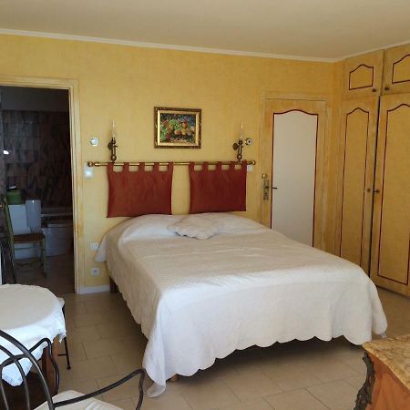 Villa La Lezardiere Bandol Luaran gambar