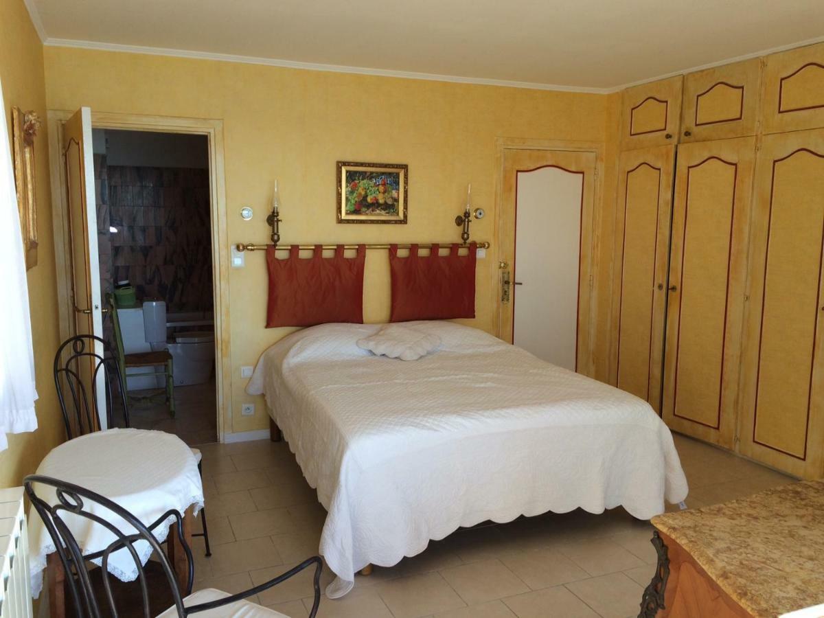 Villa La Lezardiere Bandol Luaran gambar